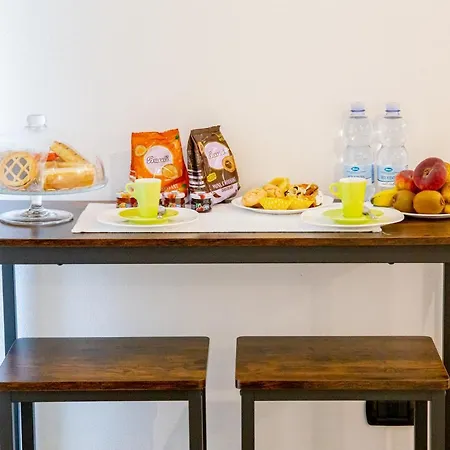 Bed & Breakfast A Mos Veure 2*